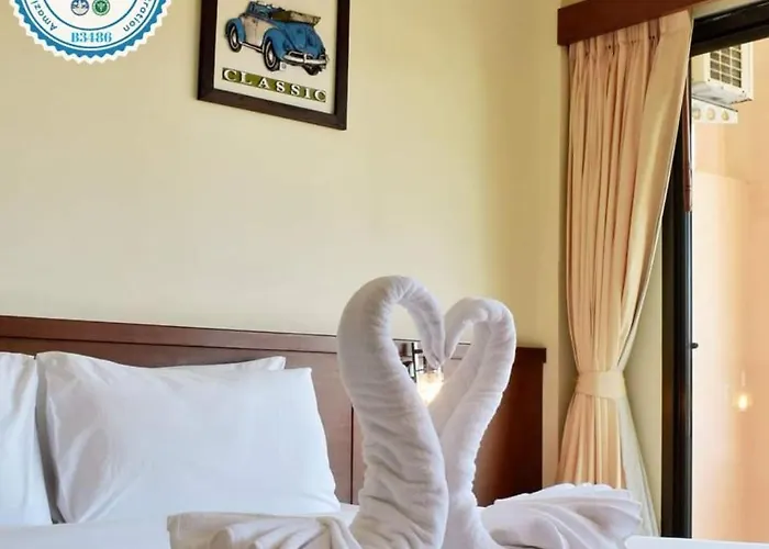 Outdoor Inn Kata Hotel